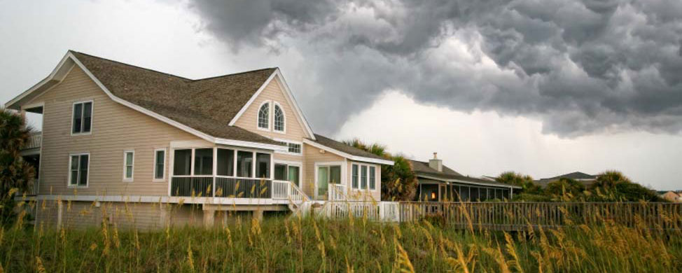 tornado approaching house